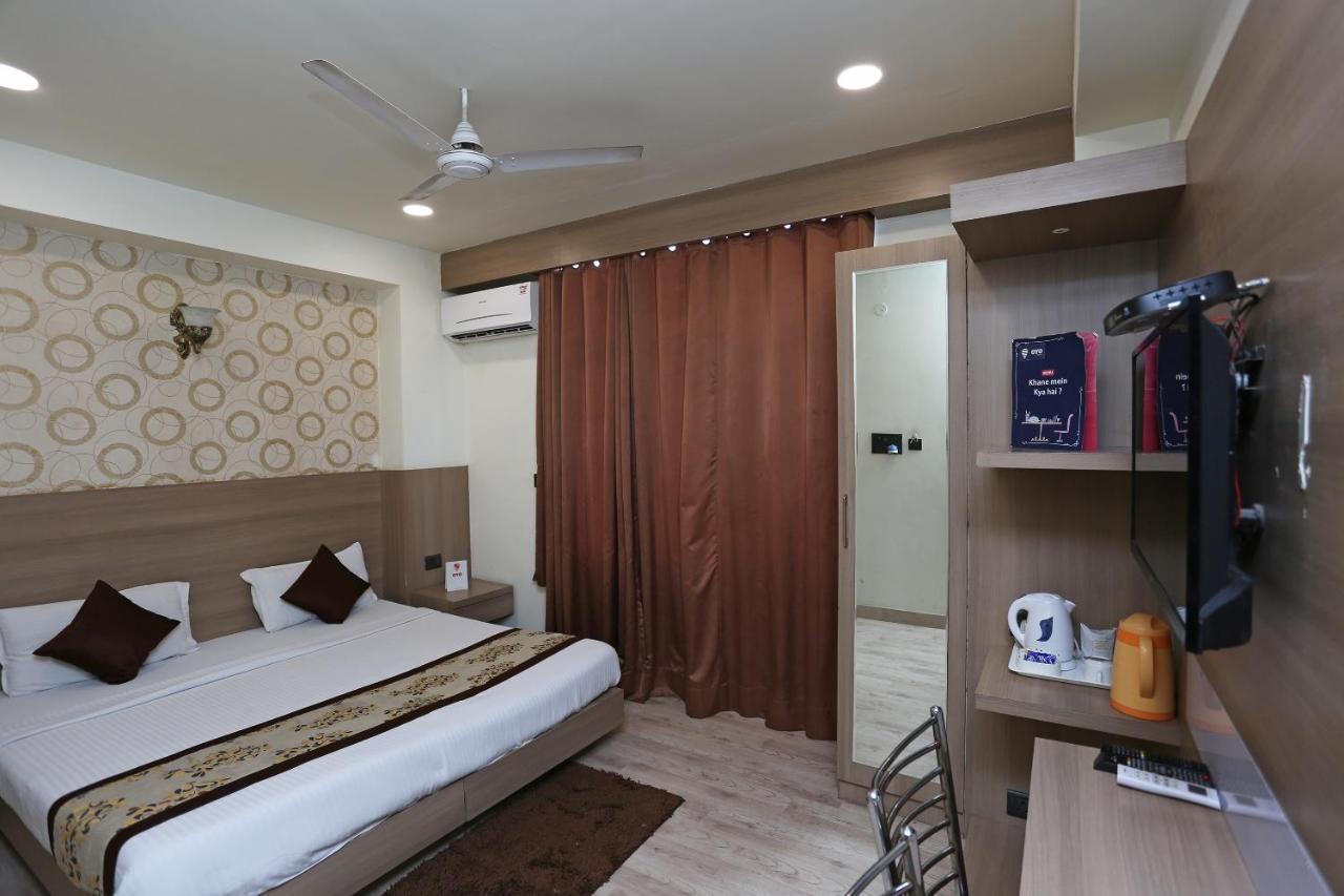 Capital O 5663 Gs Inn Chinhat Exterior foto
